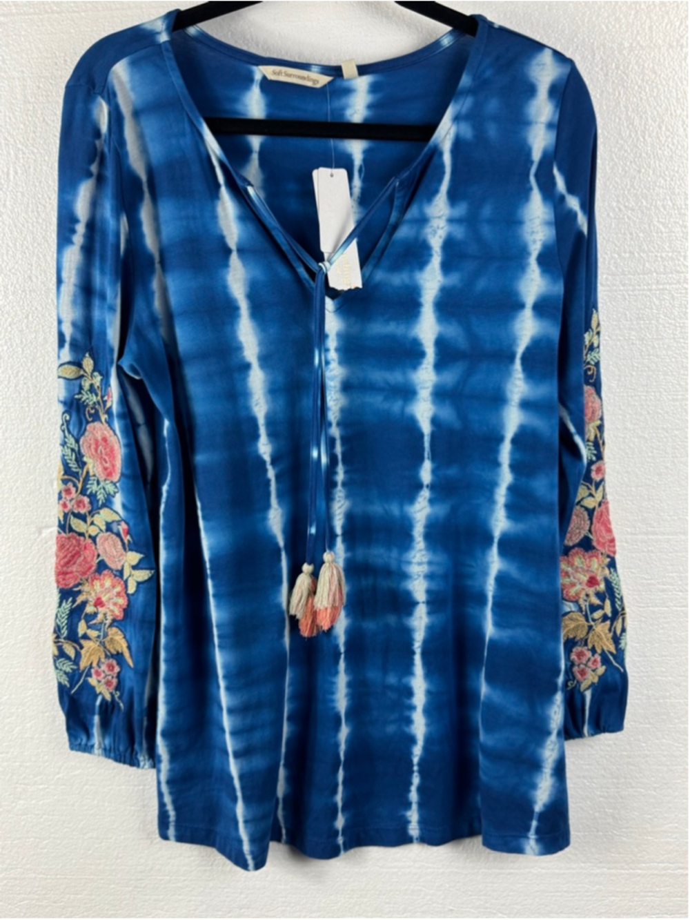 NWT Soft Surroundings Even Waves Blue Tie-Dye Embroidered Floral Tunic Sz Small